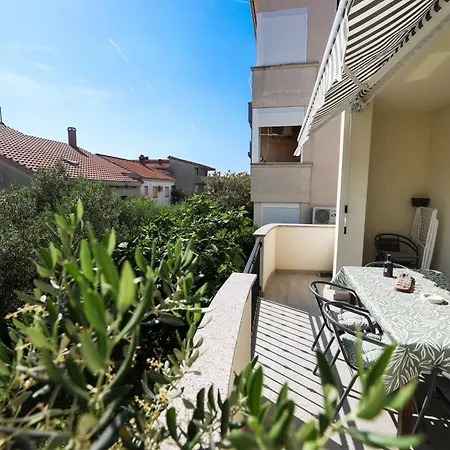 Anic House Apartman *