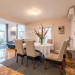 Anic House דירה *