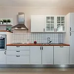 דירה Anic House