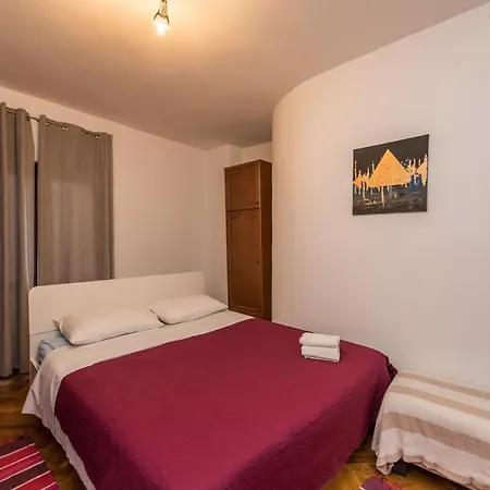 Anic House דירה