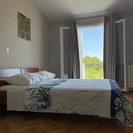 Anic House * زادار